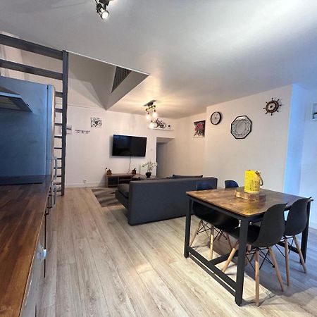 瑟堡La Casa Tres - Cosy In The Very Centre Port公寓 外观 照片