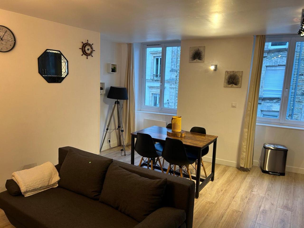 瑟堡La Casa Tres - Cosy In The Very Centre Port公寓 外观 照片