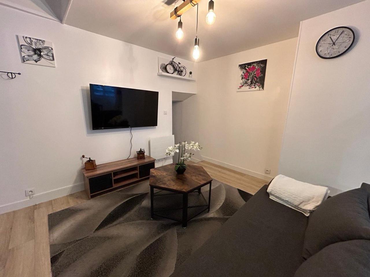 瑟堡La Casa Tres - Cosy In The Very Centre Port公寓 外观 照片
