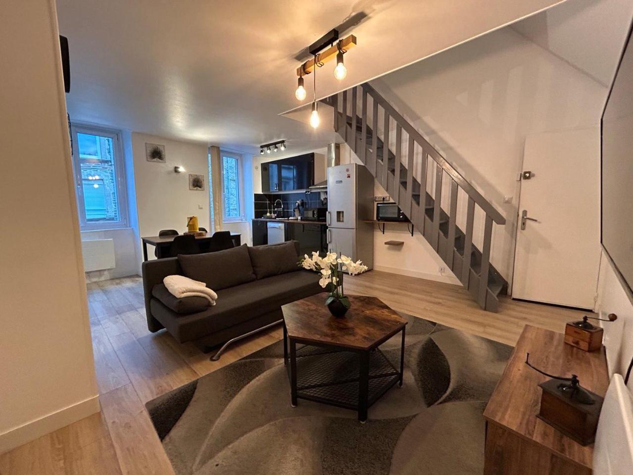 瑟堡La Casa Tres - Cosy In The Very Centre Port公寓 外观 照片